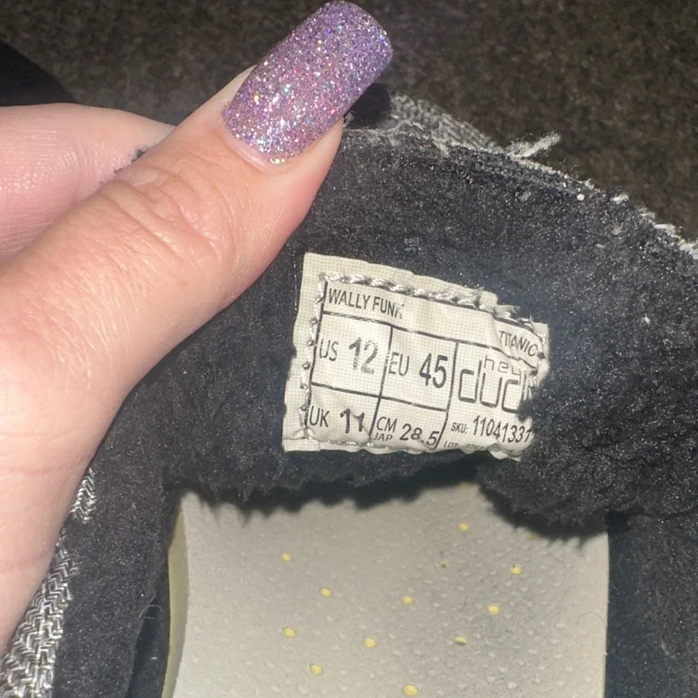 Hey Dude Men's Black and Gray Loafers - Picture 4 of 4